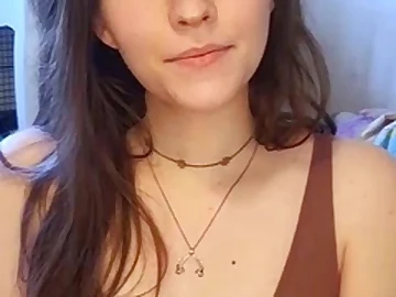 Pretty animate Evelyn giving some hot JOI-18flirt