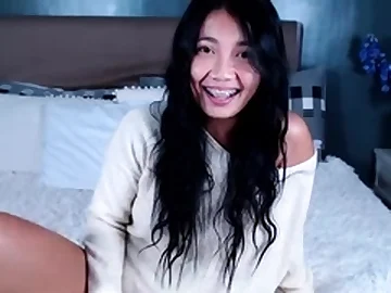 Unskilled Webcam Teen Masturbates And Teases
