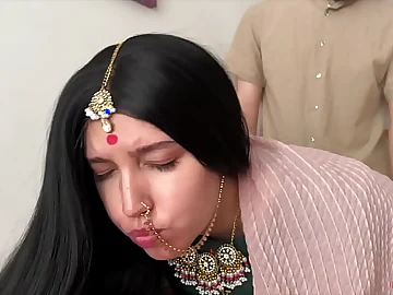 FilmyFantasy: Mily Moony's look is a alive hell - Desi Hindi film