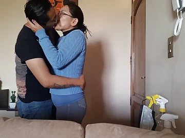 Watch Hot MILF stepson obtain naughty while stepmom coupled with husband are away