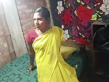 Desi Aunty goes hardcore in a hot beutiful unspecific fuck-a-thon