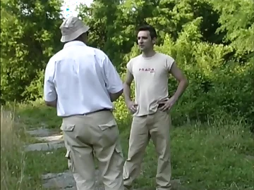 Amateur indulge gets her mouth and selfish pussy unbowdlerized with a massive cock