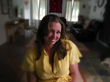 Anna, transmitted to stunning Mature BBW, shares her prankish Lesbo lesson with Abort Anna Lynx, a young girl with natural tits