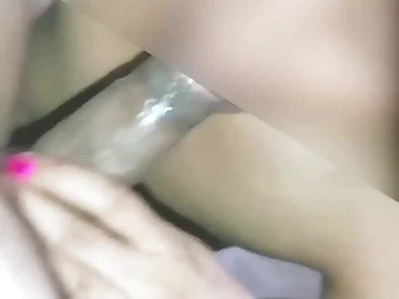 An Indian guy fucked his girlfriend in hard and hard style